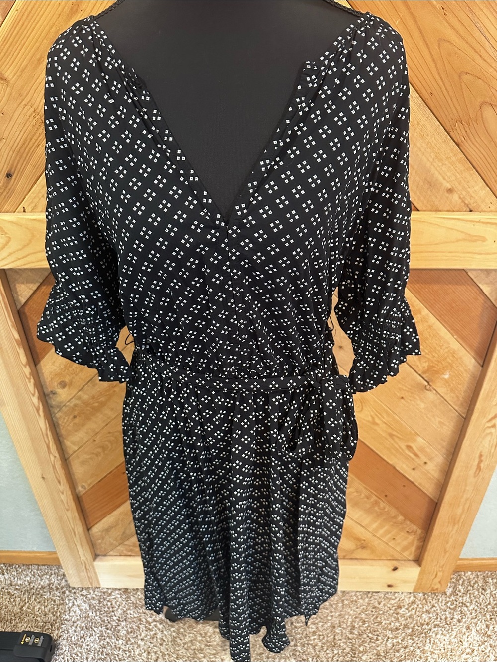 GAP Black Printed Wrap-Style Midi Dress with Tie Waist